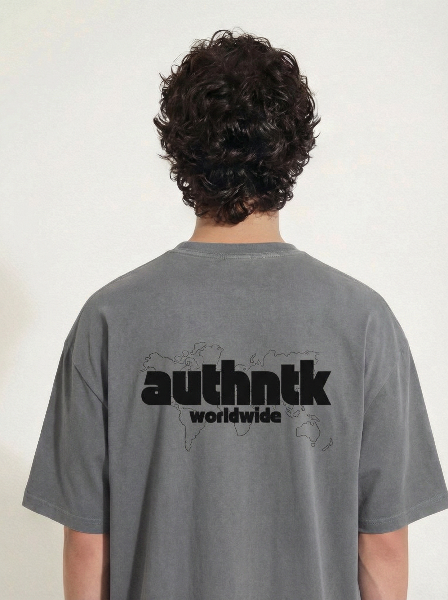 Authntk worldwide T-Shirt